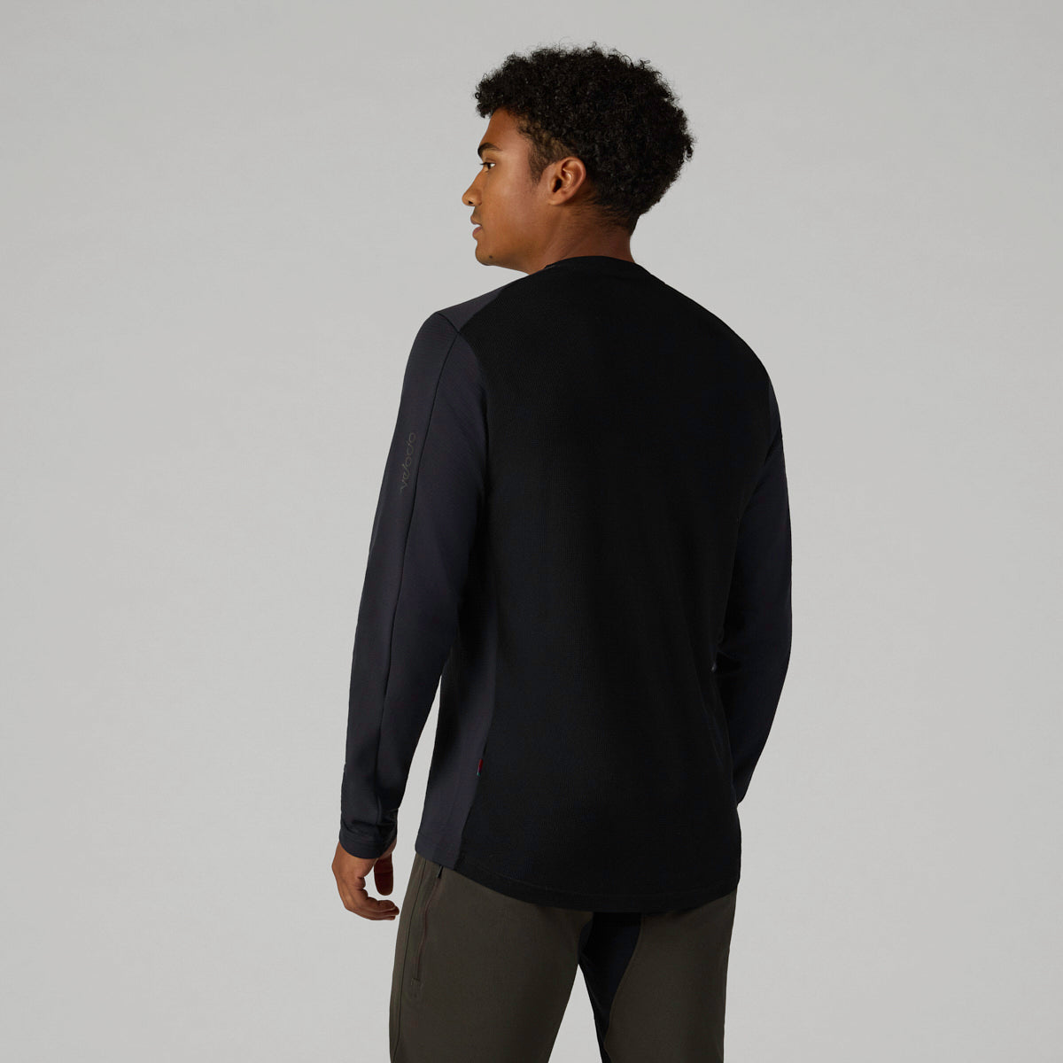 VELOCIO Trail Merino Long Sleeve - Black