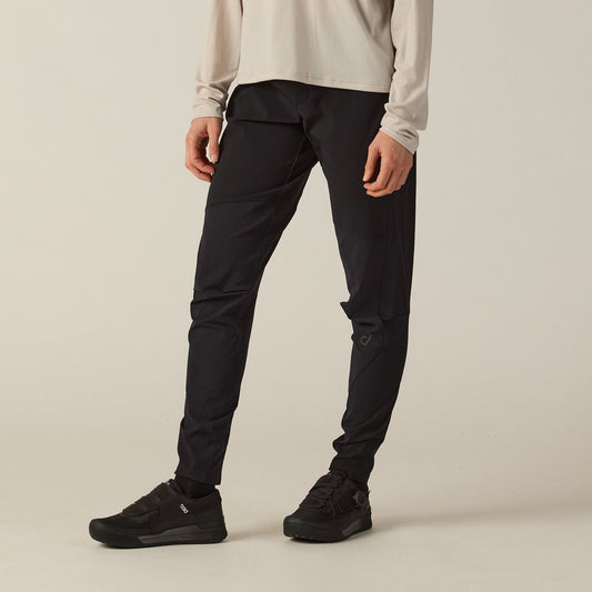 VELOCIO Women Access Pant - Black