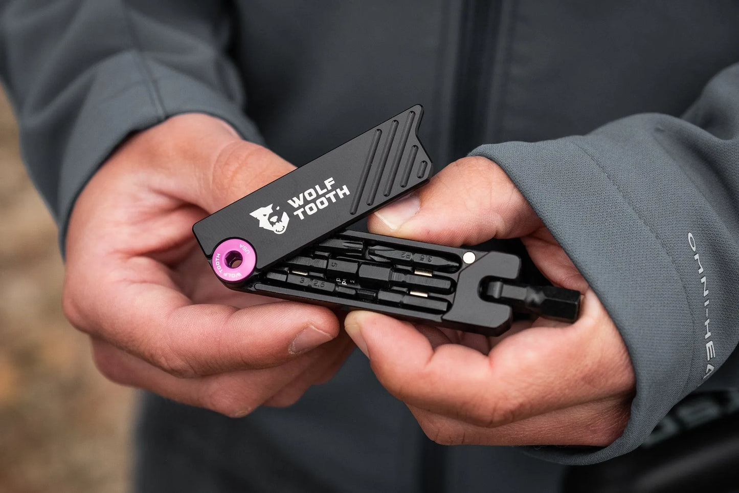 WOLFTOOTH BIT HEX WRENCH MULTI TOOL - BLACK BOLT