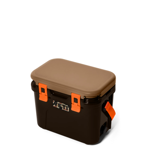 YETI Roadie 15 Cool Box - Wetlands Camo