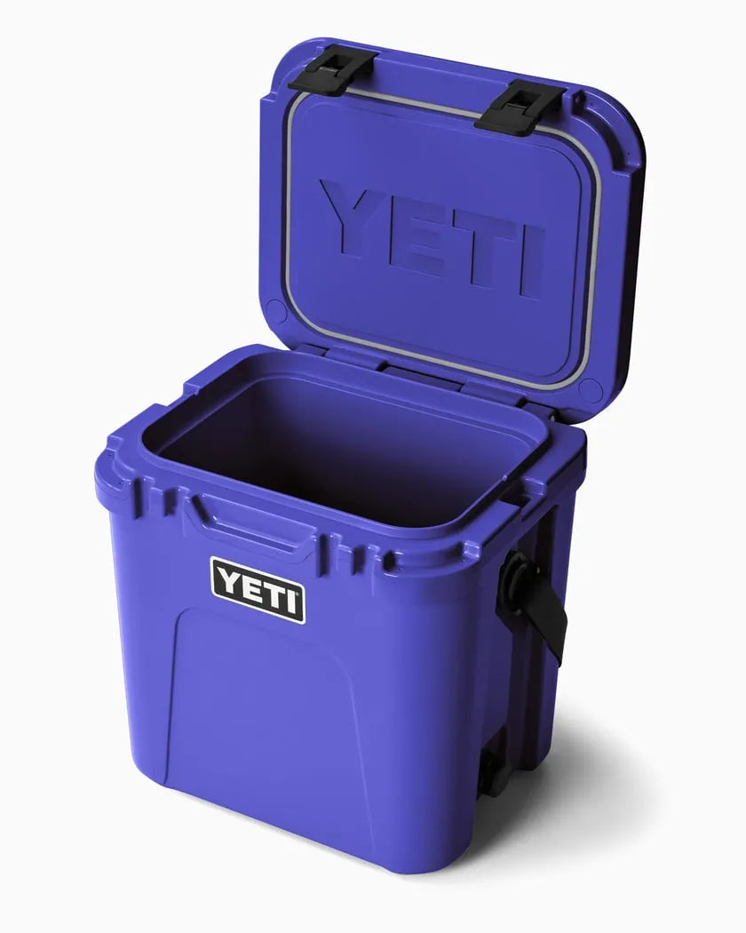 YETI Roadie 24 2.0 Portable Cooler - Marine Violet