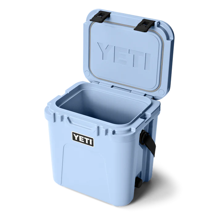 YETI Roadie 24 Cool Box - Big Sky Blue
