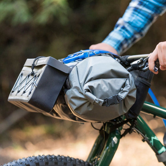 BLACKBURN OUTPOST ELITE HITCHHIKER  Handlebar Bag - Grey