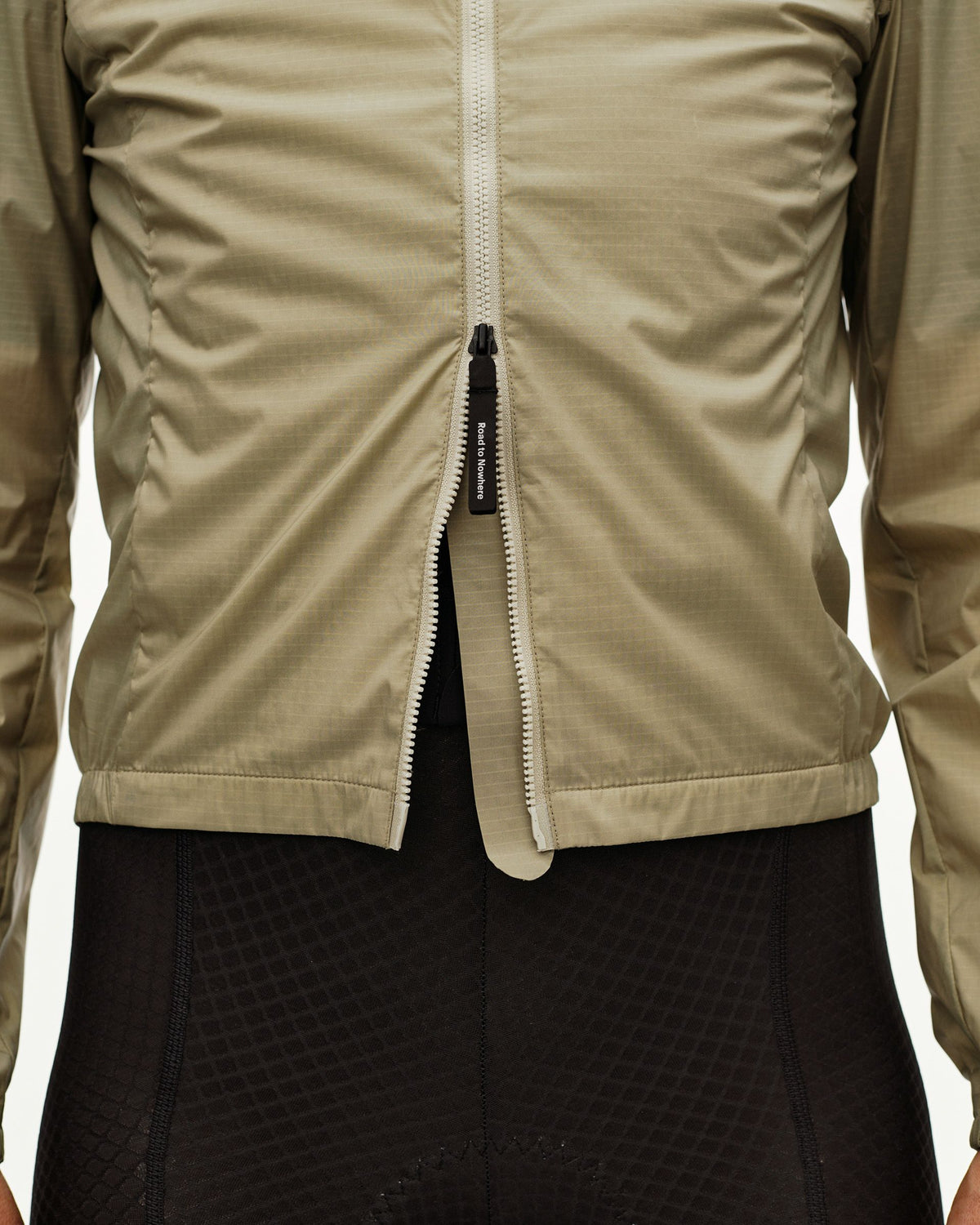 PAS NORMAL STUDIOS Essential Insulated Jacke - Grey Sage