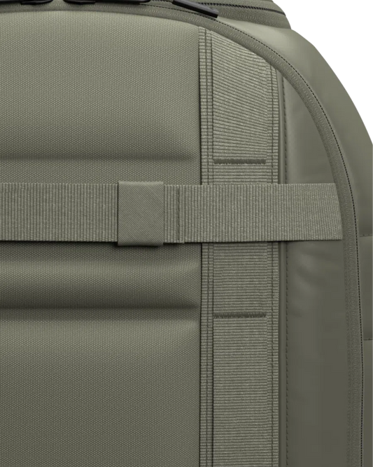 DB Journey Ramverk Backpack 21L - Moss Green-Backpacks-7071313600365