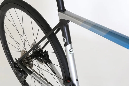 FACTOR O2 FRAME/FORK PEARL Default Velodrom Barcelona 