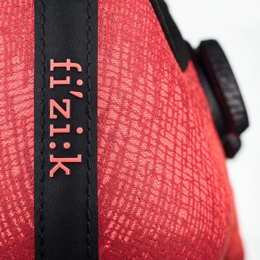 FIZIK Shoes R1 Vento Infinito Knit Carbon 2 - Coral/Black Default Fizik 