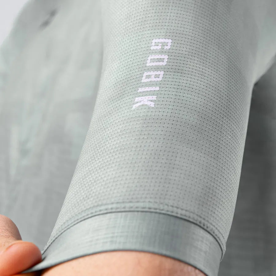 Microperforated sleeves