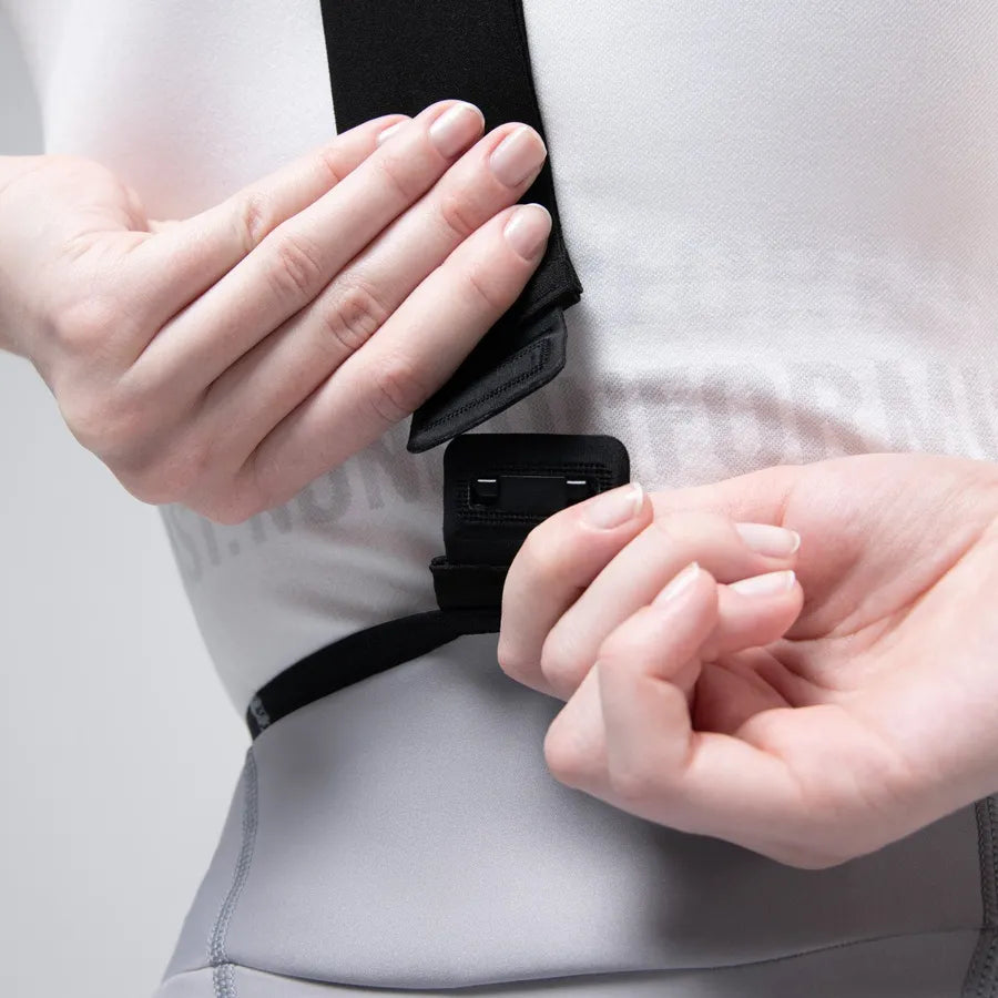 Magnetic latch