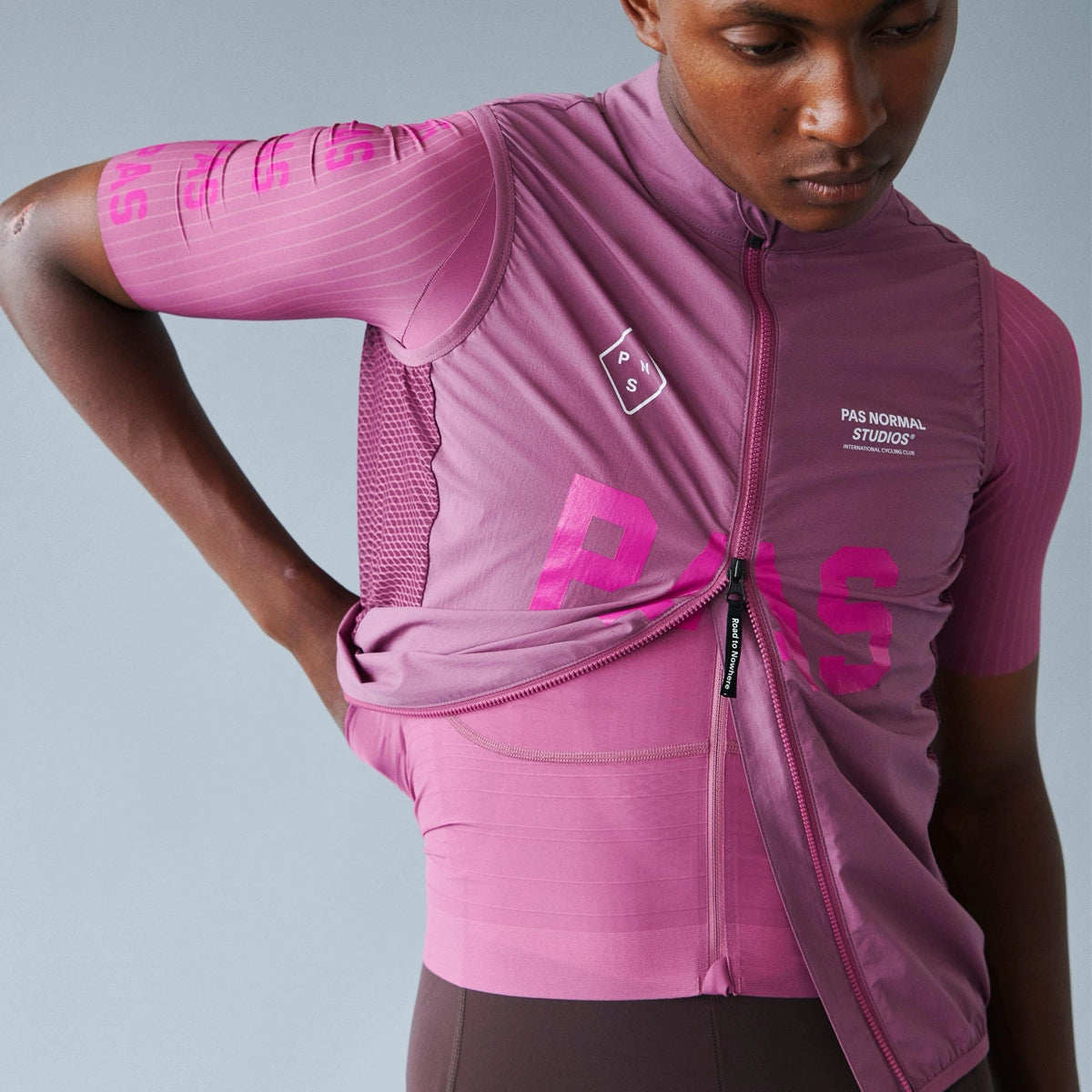 PAS NORMAL STUDIOS PAS Mechanism Stow Away Gilet SS24 PAS NORMAL STUDIOS PAS Mechanism Stow Away Gilet SS24