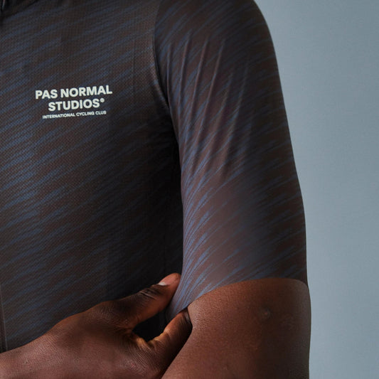PAS NORMAL STUDIOS Solitude Jersey SS24 - Dark Navy/Light Brown