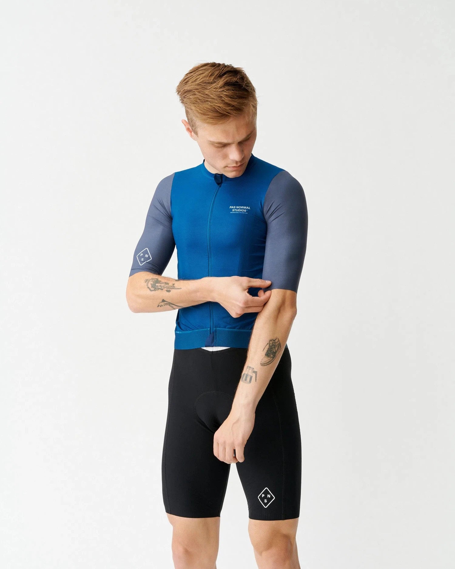 PAS NORMAL STUDIOS Solitude Midsummer Jersey - Deep Blue – Velodrom CC PAS NORMAL STUDIOS Solitude Midsummer Jersey - Deep Blue – Velodrom CC