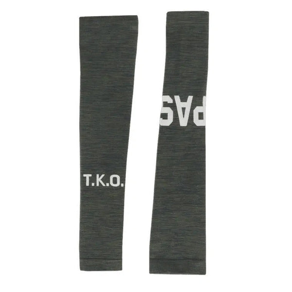 ウェア Pas Normal Studios T.K.O Arm Warmers M PAS NORMAL STUDIOS TKO Knit Arm Warmers - Olive – Velodrom CC