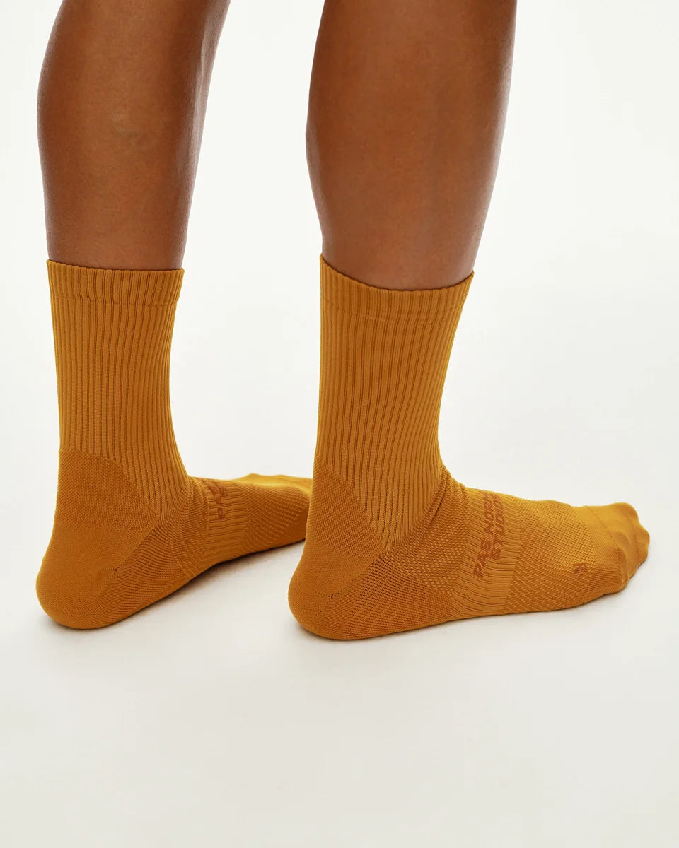 PAS NORMAL STUDIOS Balance Quarter Socks - Ochre