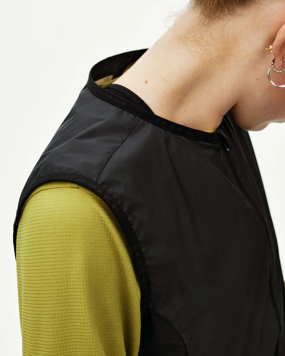 PAS NORMAL STUDIOS Balance Windproof Vest - Black