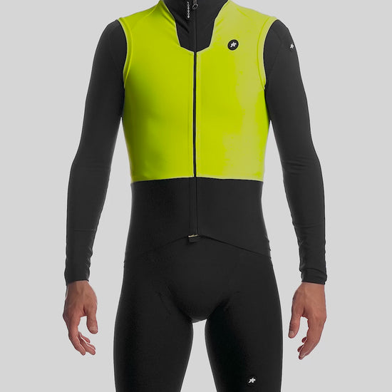 ASSOS Equipe R SF Vest Yellow product video