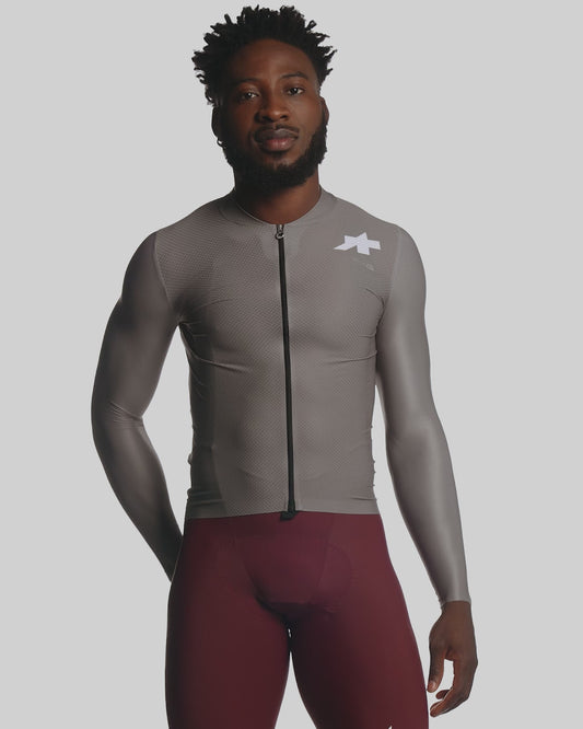 ASSOS Mille GT Wind Vest Black product video