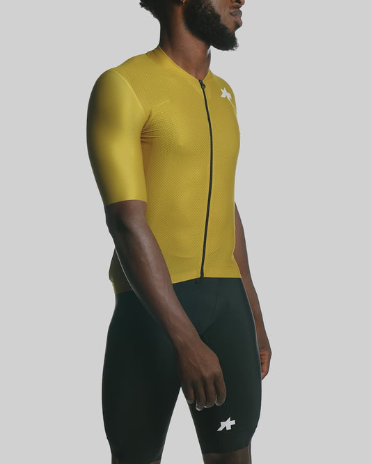 ASSOS Mille GT Jersey EVO Yellow product video