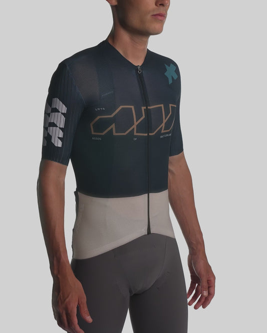ASSOS Something To Say Excellence Blue product video