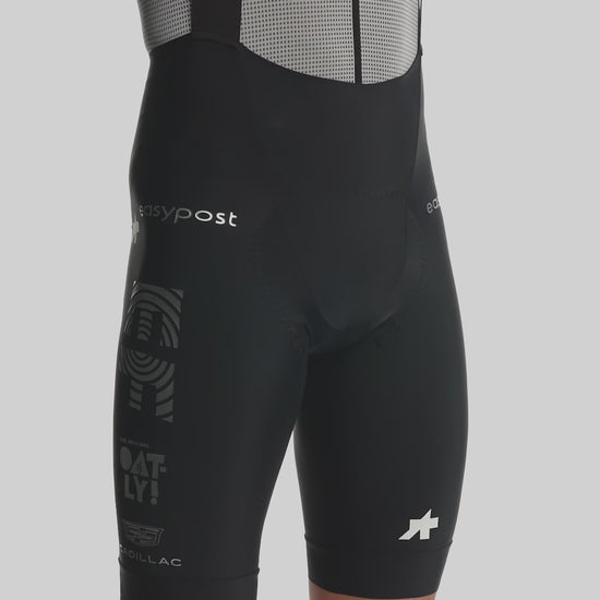 ASSOS Mille GT Bib Shorts EF Black product video