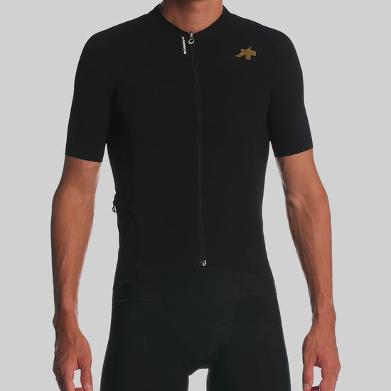 ASSOS Mille GTO Jersey Black product video