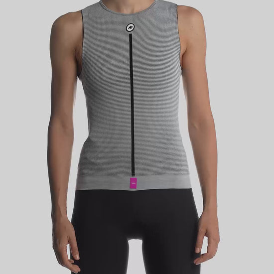 ASSOS Summer Women Skin Layer Grey product video