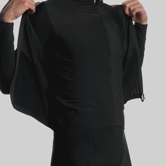 ASSOS Mille GTS SF Vest Brown product video