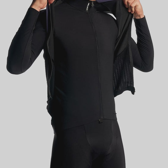 ASSOS Mille GTS SF Vest Blue product video