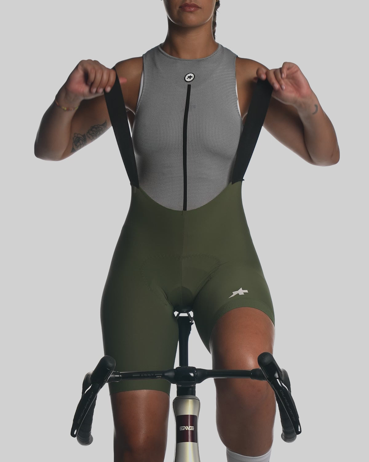 ASSOS Uma GT Bib Short Moss Green product video
