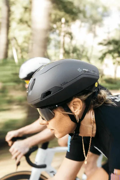 Eyewear ports with Snap-On covers