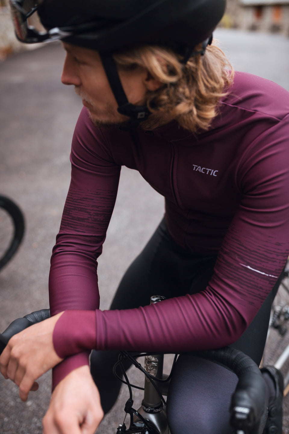TACTIC Hard Day Long Sleeve Jersey - Berry archived
