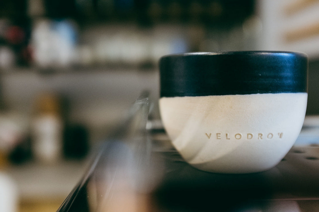 VELODROM Coffee Mug Handmade x Pell Ceramica - Glazed Black and Raw Uncoated