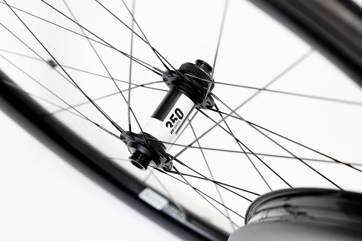 DT Swiss 350 hub, Faserwerk Kornkreis wheel